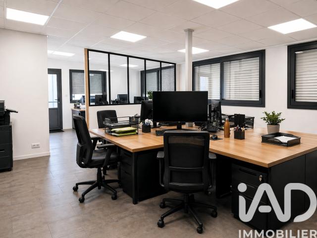 Local Commercial vente à Cholet, Saint-philbert-en-mauges