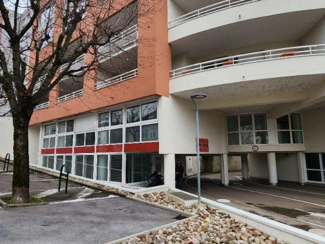 Local Commercial vente à Besançon