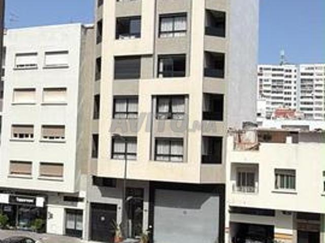 Local commercial vente à Anfa, Gharb-Chrarda-Beni Hssen