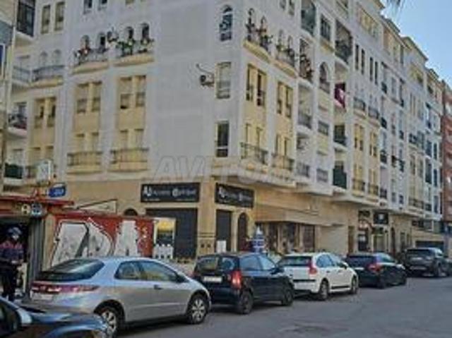Local commercial vente à Rbat