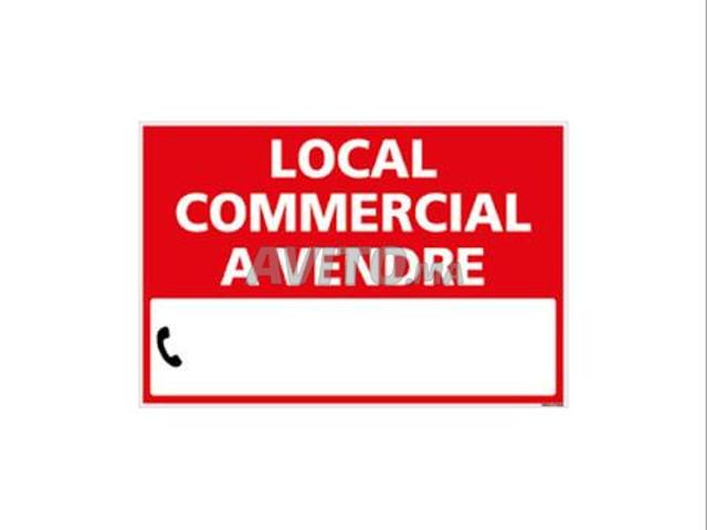 Local commercial location à Anfa, Gharb-Chrarda-Beni Hssen