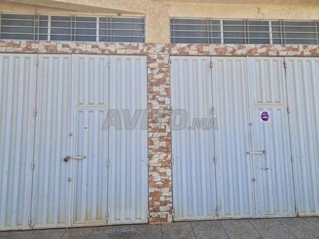 Local commercial location à Tasa