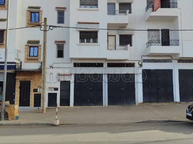 Local commercial location à Salé