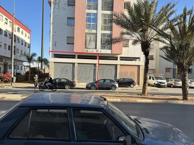 Local commercial location à Témara