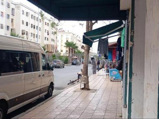 Local commercial location à Salé