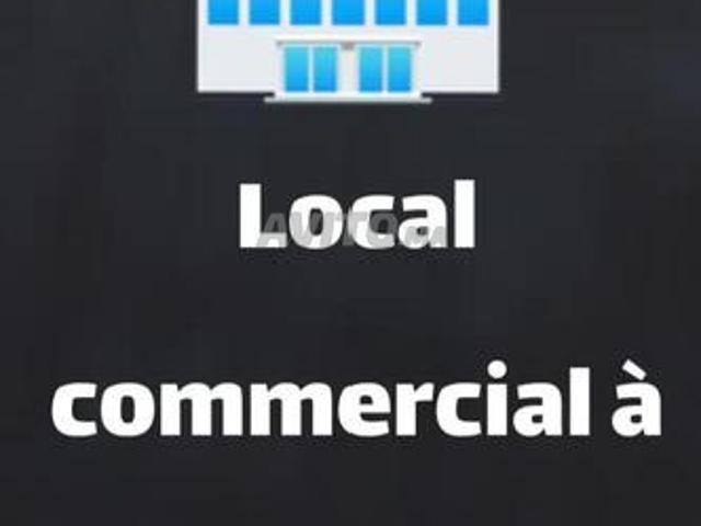 Local commercial location à Anfa, Gharb-Chrarda-Beni Hssen