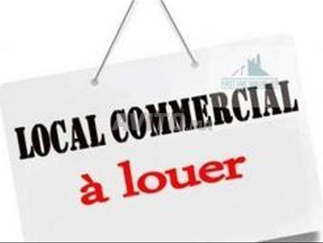 Local commercial vente à Centre Ville