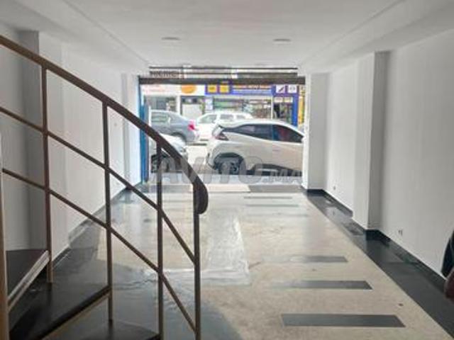 Local commercial location à Anfa, Gharb-Chrarda-Beni Hssen