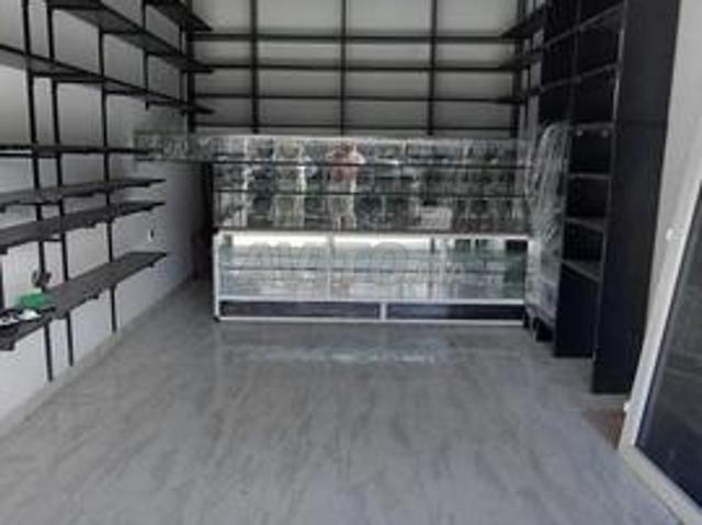 Local commercial location à Anfa, Gharb-Chrarda-Beni Hssen