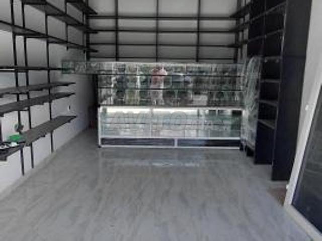 Local commercial location à Anfa, Gharb-Chrarda-Beni Hssen