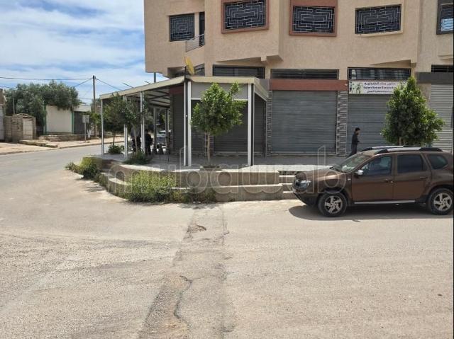 Local commercial location à Fès