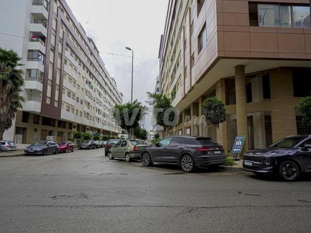 Local commercial location à Centre Ville