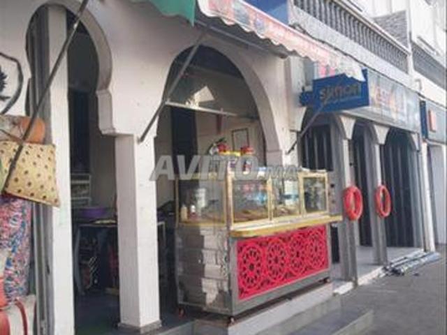 Local commercial location à Anfa, Gharb-Chrarda-Beni Hssen