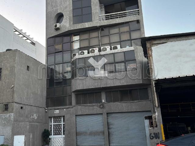 Local commercial location à Anfa, Gharb-Chrarda-Beni Hssen