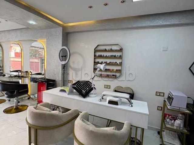 Local commercial location à Anfa, Gharb-Chrarda-Beni Hssen