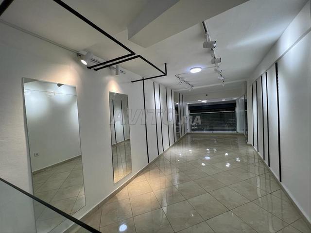 Local commercial location à Anfa, Gharb-Chrarda-Beni Hssen