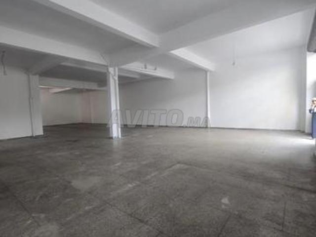 Local commercial location à Anfa, Gharb-Chrarda-Beni Hssen