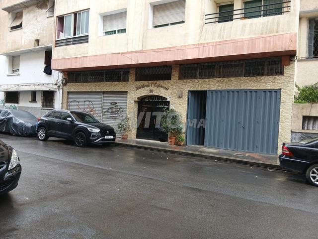 Local commercial location à Anfa, Gharb-Chrarda-Beni Hssen