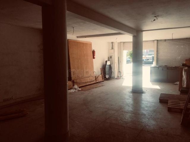 Local commercial location à Anfa, Gharb-Chrarda-Beni Hssen