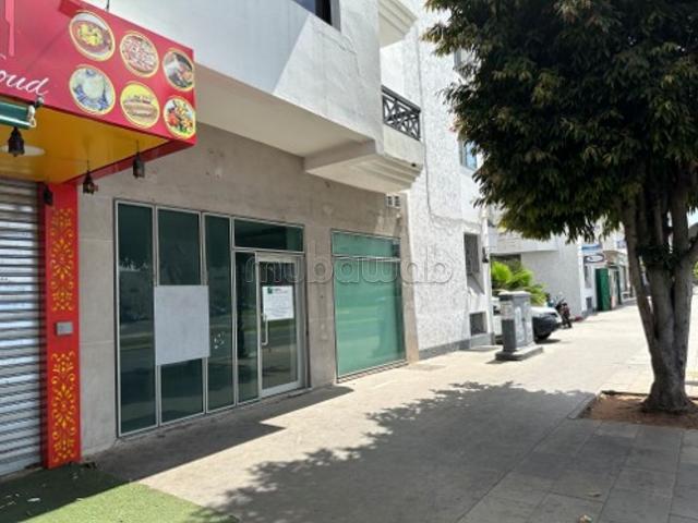 Local commercial vente à Rbat