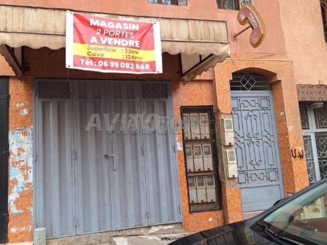 Local commercial vente à Anfa, Gharb-Chrarda-Beni Hssen