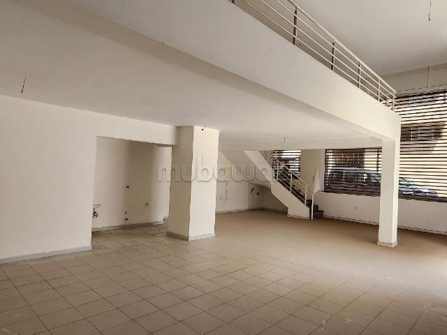 Local commercial vente à Rbat