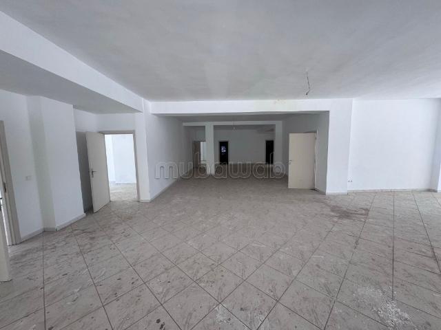 Local commercial vente à Gharb-Chrarda-Beni Hssen