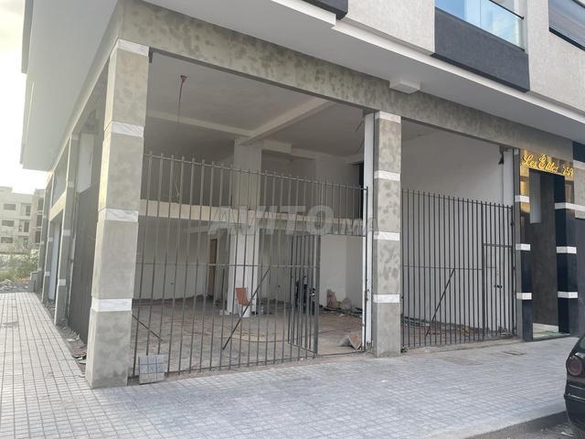 Local commercial vente à Anfa, Gharb-Chrarda-Beni Hssen