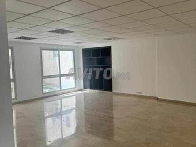 Local commercial vente à Anfa, Gharb-Chrarda-Beni Hssen