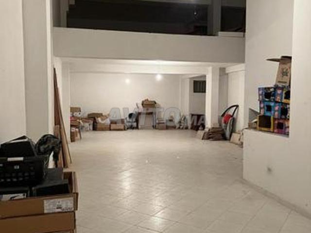 Local commercial vente à Anfa, Gharb-Chrarda-Beni Hssen
