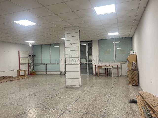Local commercial vente à Anfa, Gharb-Chrarda-Beni Hssen