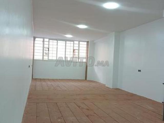 Local commercial vente à Aïn Harrouda, Gharb-Chrarda-Beni Hssen
