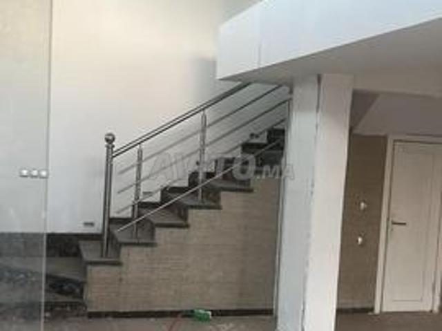 Local commercial vente à Rbat