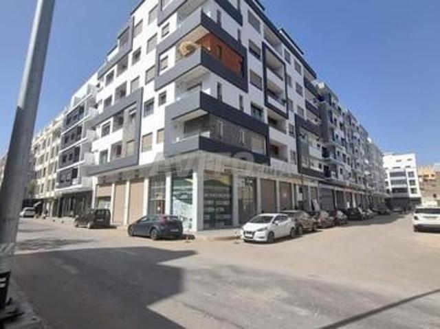 Local commercial vente à Anfa, Gharb-Chrarda-Beni Hssen