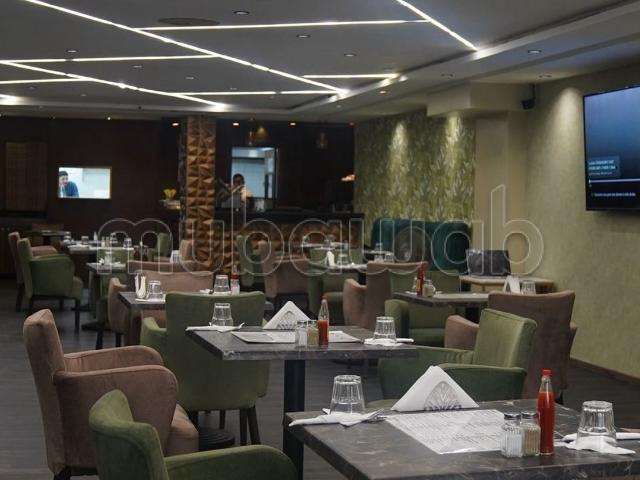 Local commercial vente à Casablanca ⵜⴰⴷⴷⴰⵔⵜ ⵜⵓⵎⵍⵉⵍⵜ الدار البيضاء, Préfecture de Casablanca عمالة الدار البيضاء