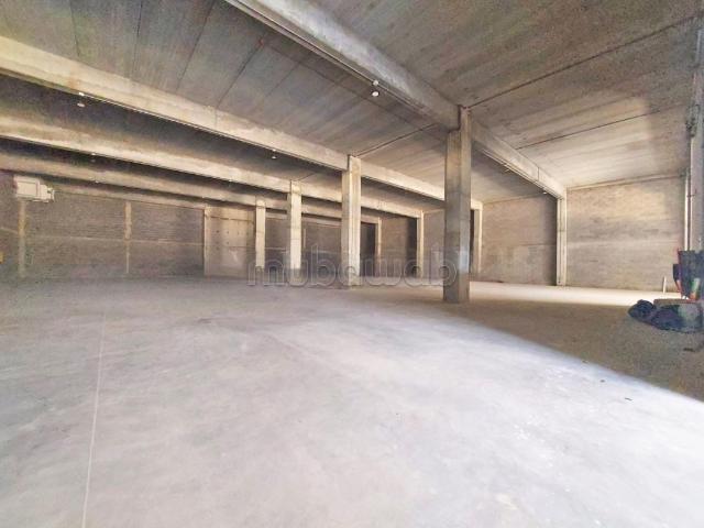 Local commercial vente à Anfa, Gharb-Chrarda-Beni Hssen