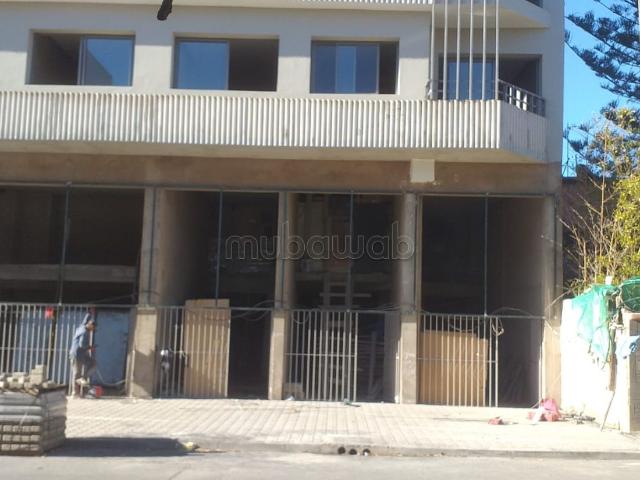Local commercial vente à Anfa, Gharb-Chrarda-Beni Hssen