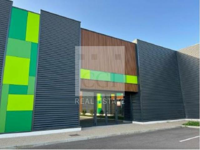 Local Commercial vente à Villefranche-sur-Saône, Rhône