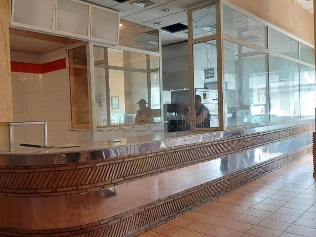 Local commercial vente à Anfa, Gharb-Chrarda-Beni Hssen
