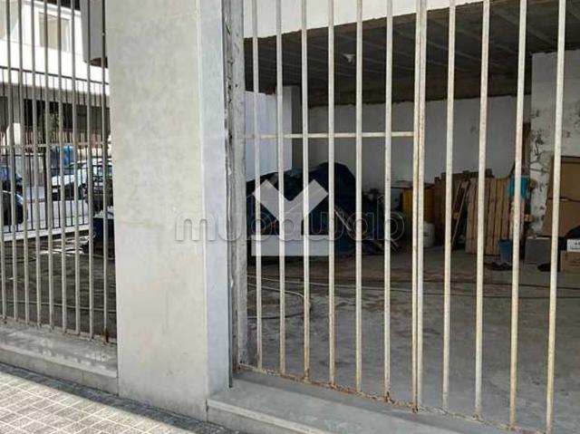 Local commercial vente à Anfa, Gharb-Chrarda-Beni Hssen