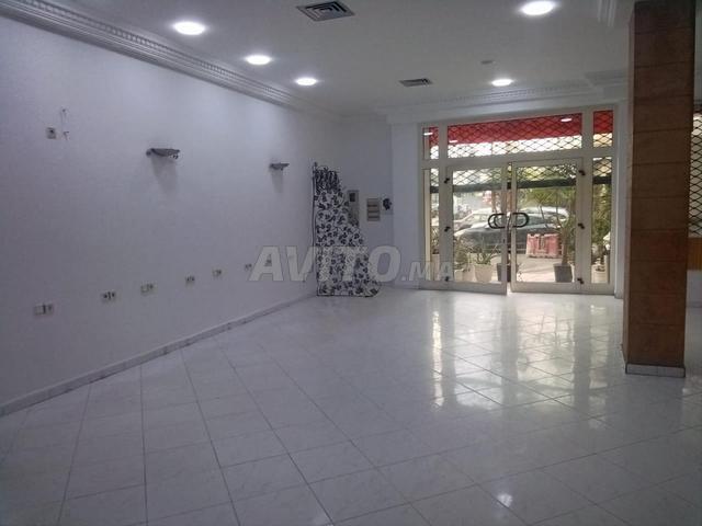 Local commercial vente à Anfa, Gharb-Chrarda-Beni Hssen