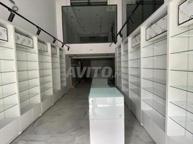 Local commercial vente à Anfa, Gharb-Chrarda-Beni Hssen