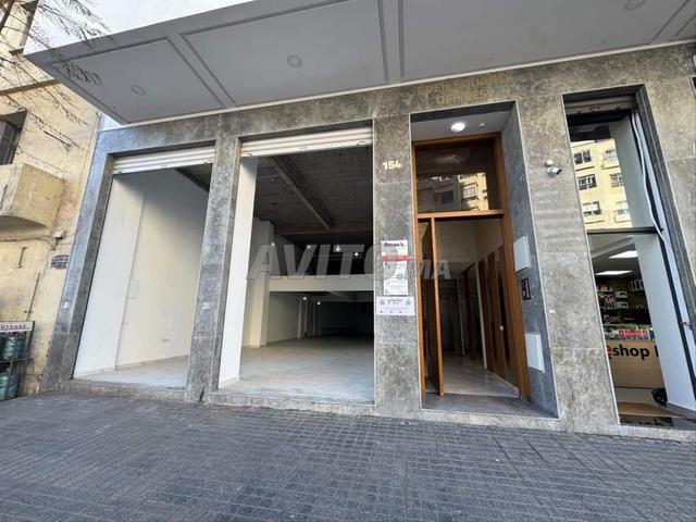 Local commercial vente à Anfa, Gharb-Chrarda-Beni Hssen