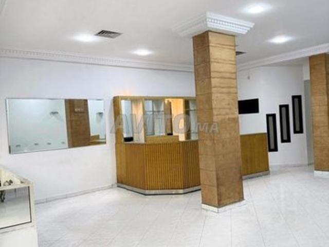 Local commercial vente à Anfa, Gharb-Chrarda-Beni Hssen