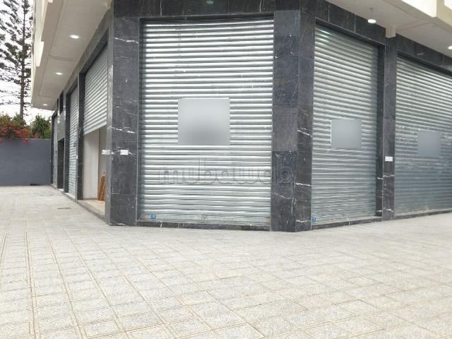 Local commercial vente à Anfa, Gharb-Chrarda-Beni Hssen