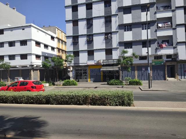 Local commercial vente à Anfa, Gharb-Chrarda-Beni Hssen