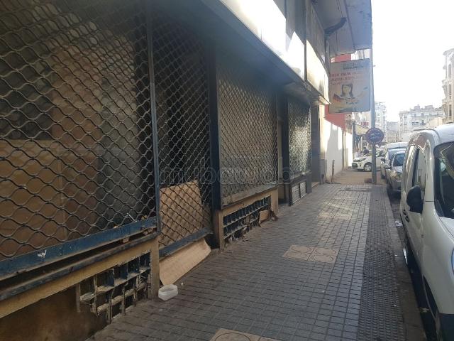 Local commercial vente à Anfa, Gharb-Chrarda-Beni Hssen