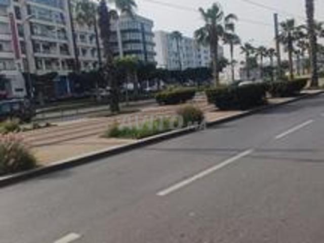 Local commercial location à Anfa, Gharb-Chrarda-Beni Hssen