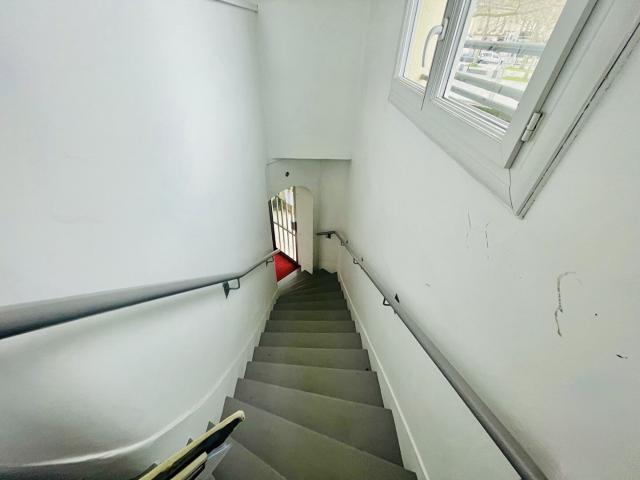 Bureau vente à Bordeaux, Lormont