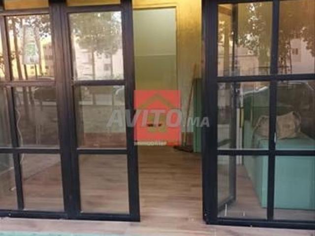 Local commercial vente à Anfa, Gharb-Chrarda-Beni Hssen